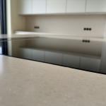 Kochfeld und Tischlüfter - beides flächenbündig